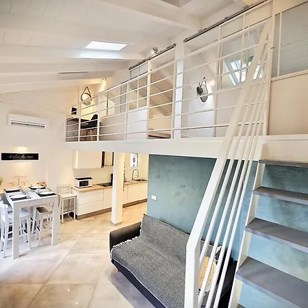 La 34 Tiny House With Sunny Terrace Mentona