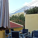 La 34 Tiny House With Sunny Terrace Tatil Evi *