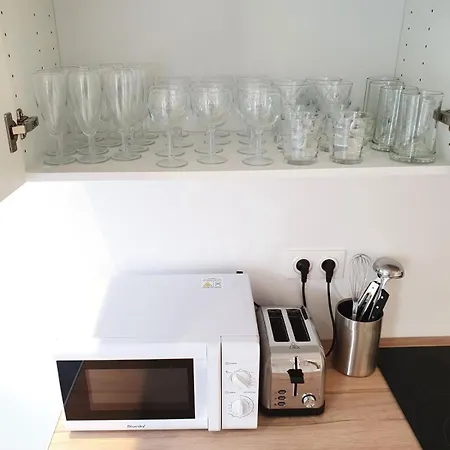 La 34 Tiny House With Sunny Terrace Ferienhaus Menton